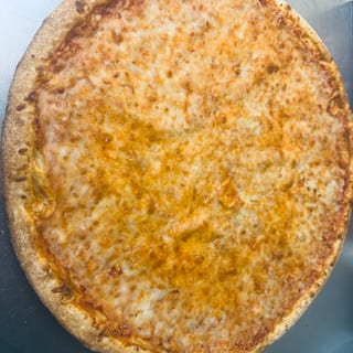 Medium Pie, 6 Wings & Soda Special